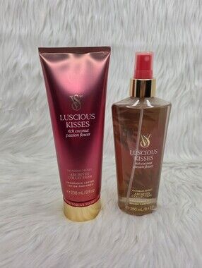 Victoria's Secret Luscious Kisses Mist & Lotion Set.